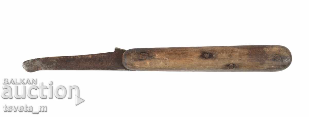 Auction  Vegetable knife