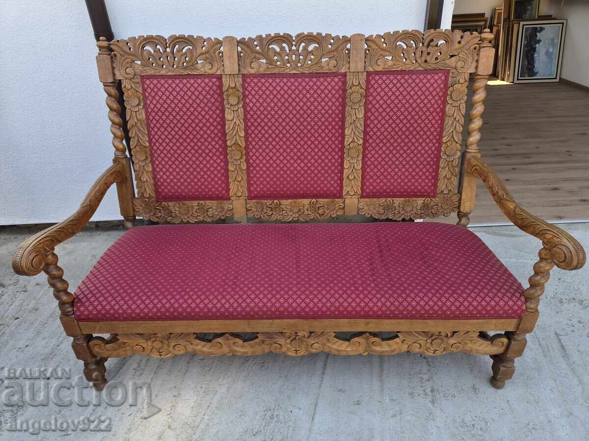 Vintage antique Victorian Gothic style sofa!!! with price € 0.01 | 0.02 BGN Vintage antique Victorian Gothic style sofa!!! with price € 0.01 | 0.02 BGN