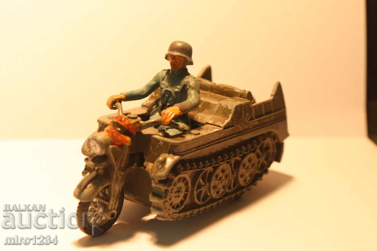 1/32?? KETTENKRAD MODEL WW2 SOLDIER SOLDIERS MOTORCYCLE with price € 0.01 | 0.02 BGN 1/32?? KETTENKRAD MODEL WW2 SOLDIER SOLDIERS MOTORCYCLE with price € 0.01 | 0.02 BGN