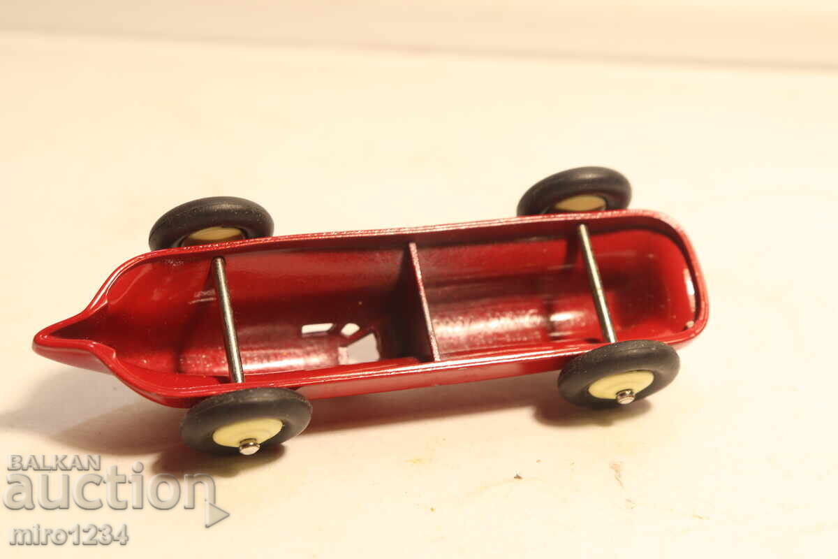 DINKY TOYS FORMULA CAR MODEL - 7 DINKY TOYS FORMULA CAR MODEL - 7