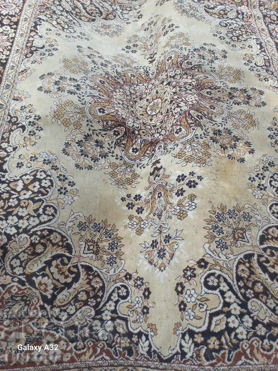 ГОЛЯМ ПЕРСИЙСКИ КИЛИМ 350/250 СМ с цена € 150.00 | 293.38 лв.