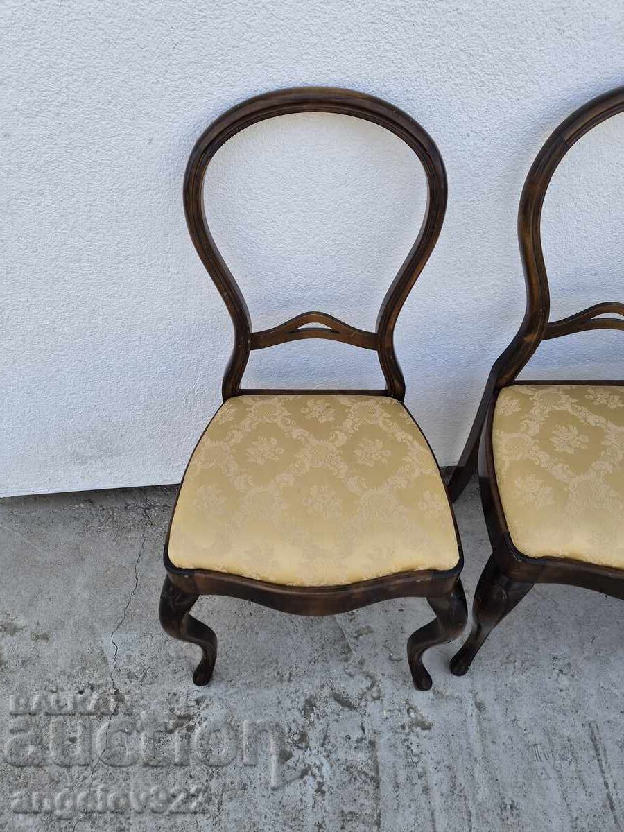 Όμορφα vintage ξύλινα καρεκλάκια μασίφ!!! με τιμή € 0.01 | 0.02 BGN Όμορφα vintage ξύλινα καρεκλάκια μασίφ!!! με τιμή € 0.01 | 0.02 BGN