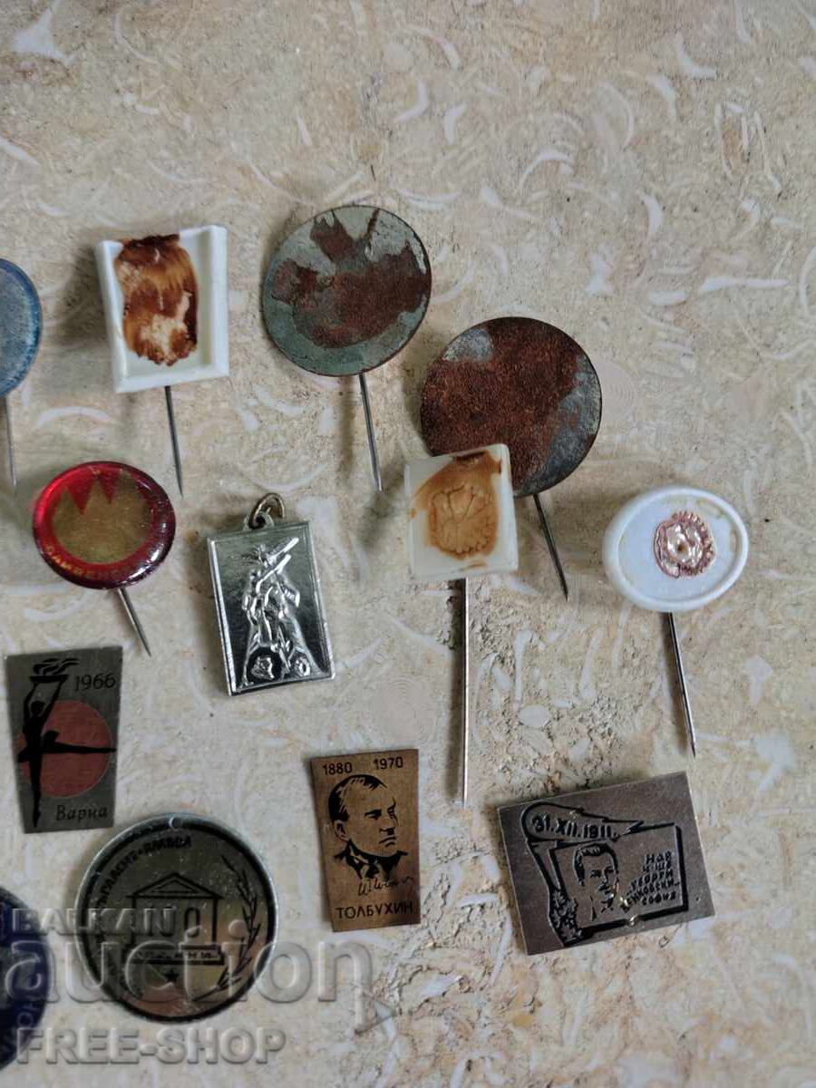 Badge Lot for parts - 5