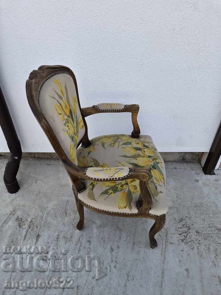 Παράδοση Όμορφη vintage ξύλινη καρέκλα μασίφ!!!
