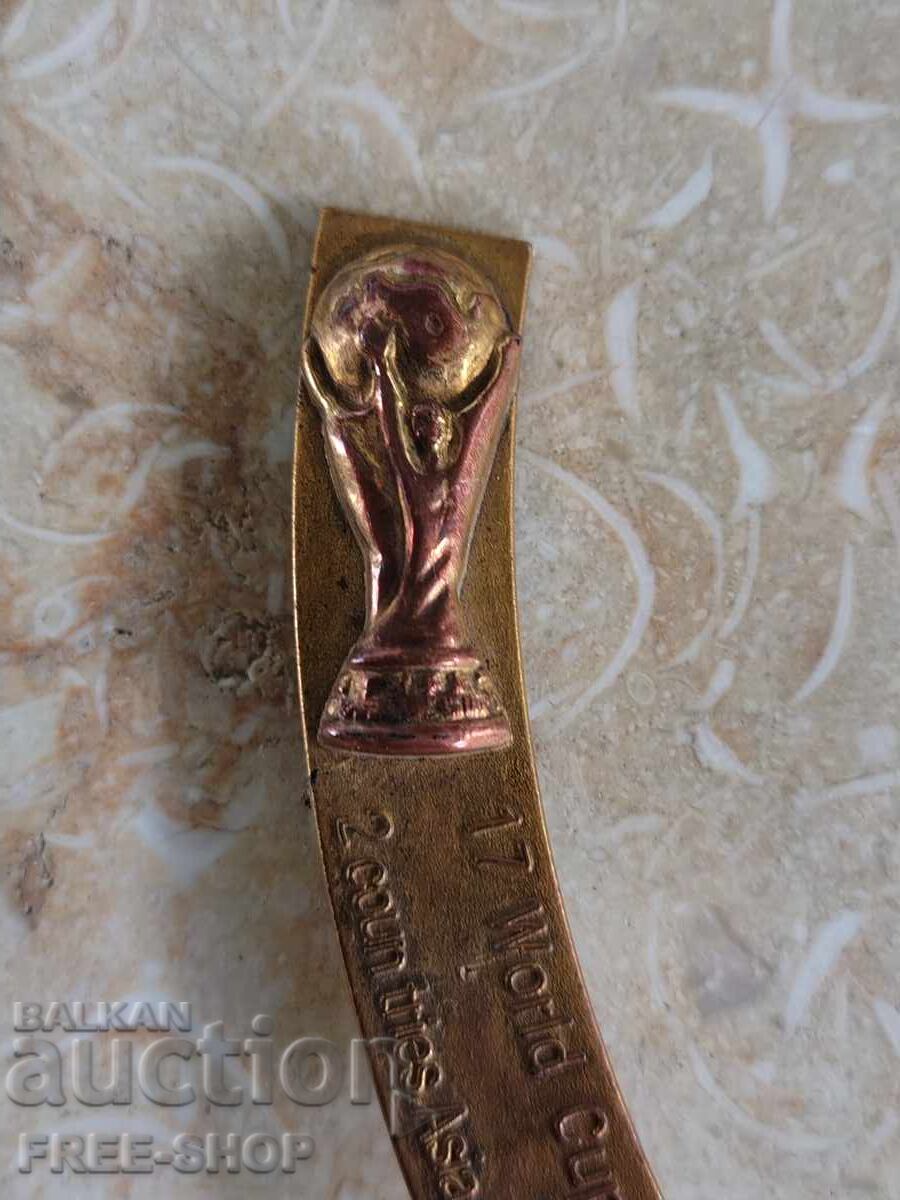 Auction  Badge/other