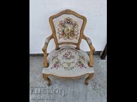 Beautiful vintage solid wood chair!!!