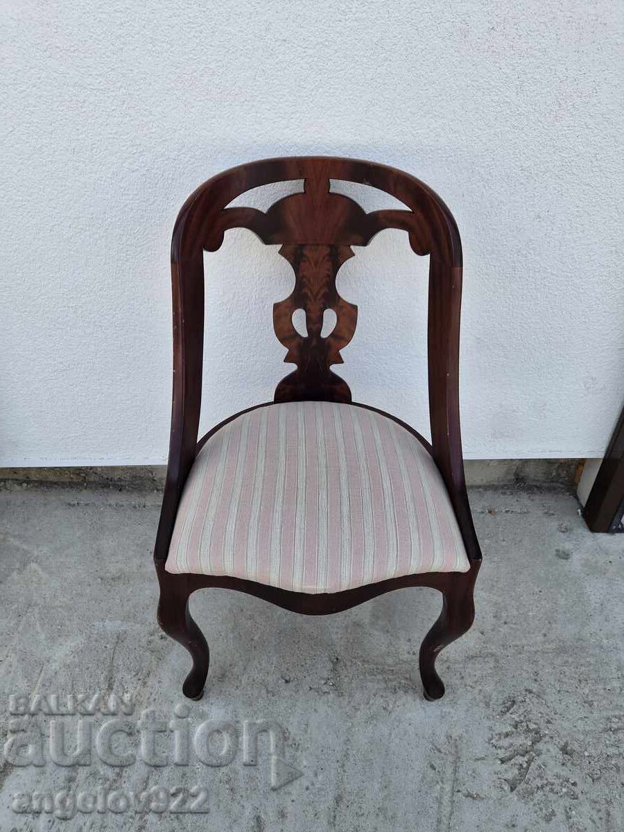 Beautiful vintage solid wood chair!!! - 6