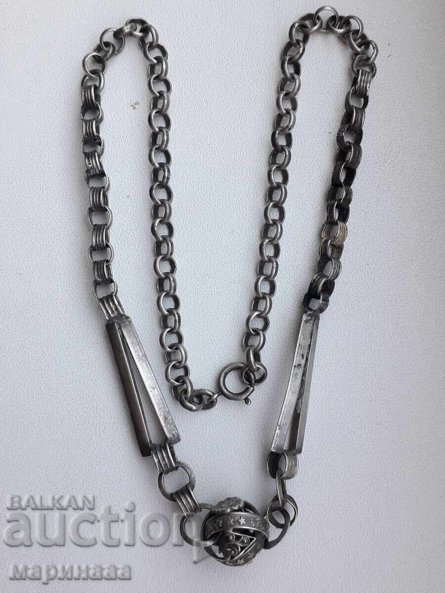 ANTIQUE SILVER NECKLACE. 16 G