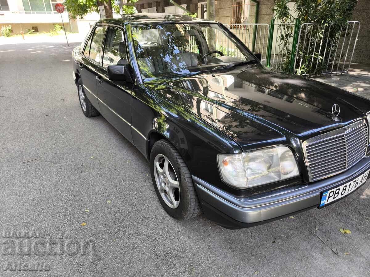 Mercedes-Benz E 200 (W124) 161 000 χλμ με τιμή € 10000.00 | 19558.37 BGN Mercedes-Benz E 200 (W124) 161 000 χλμ με τιμή € 10000.00 | 19558.37 BGN