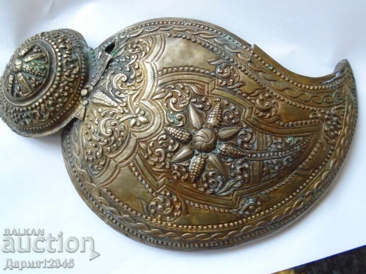 Huge silver half of a pafta - 6