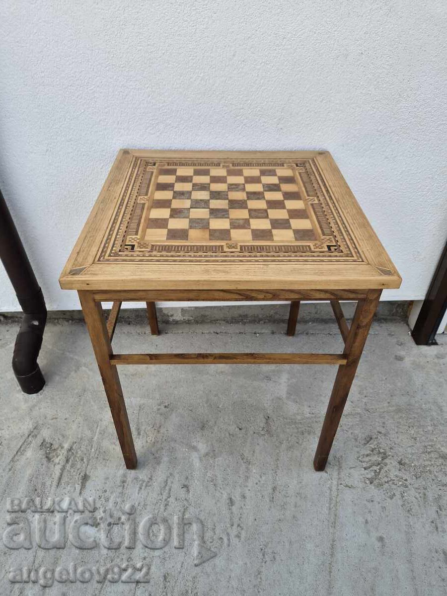 Vintage solid wood chess table!!! - 6