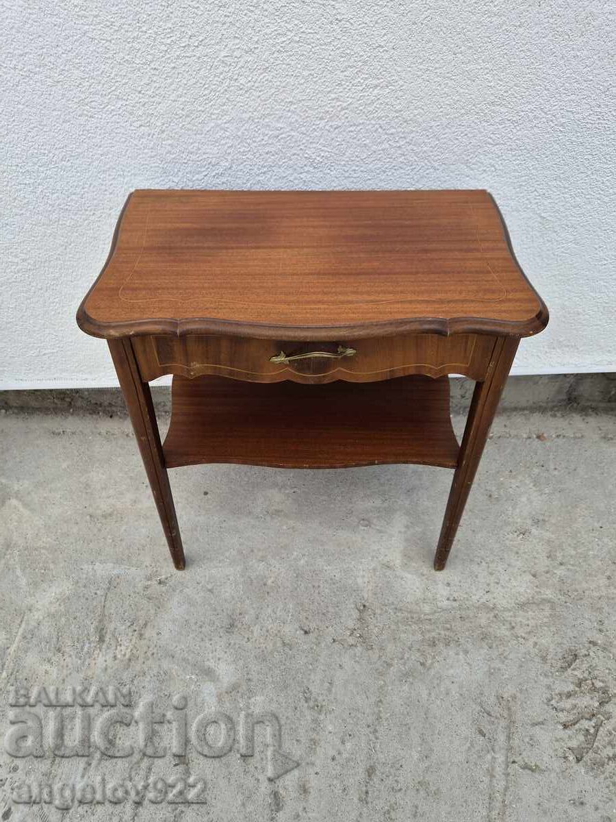 Vintage solid wood bedside table!!! Vintage solid wood bedside table!!!