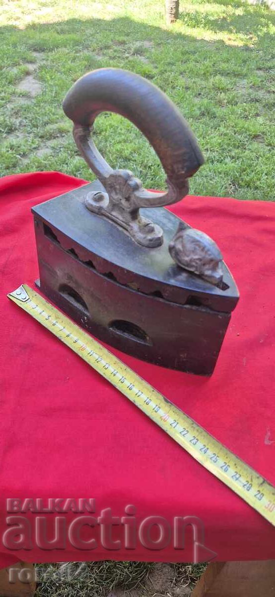Auction  UTIYA - GLAVA - PARTAN - B.M. - VARNA