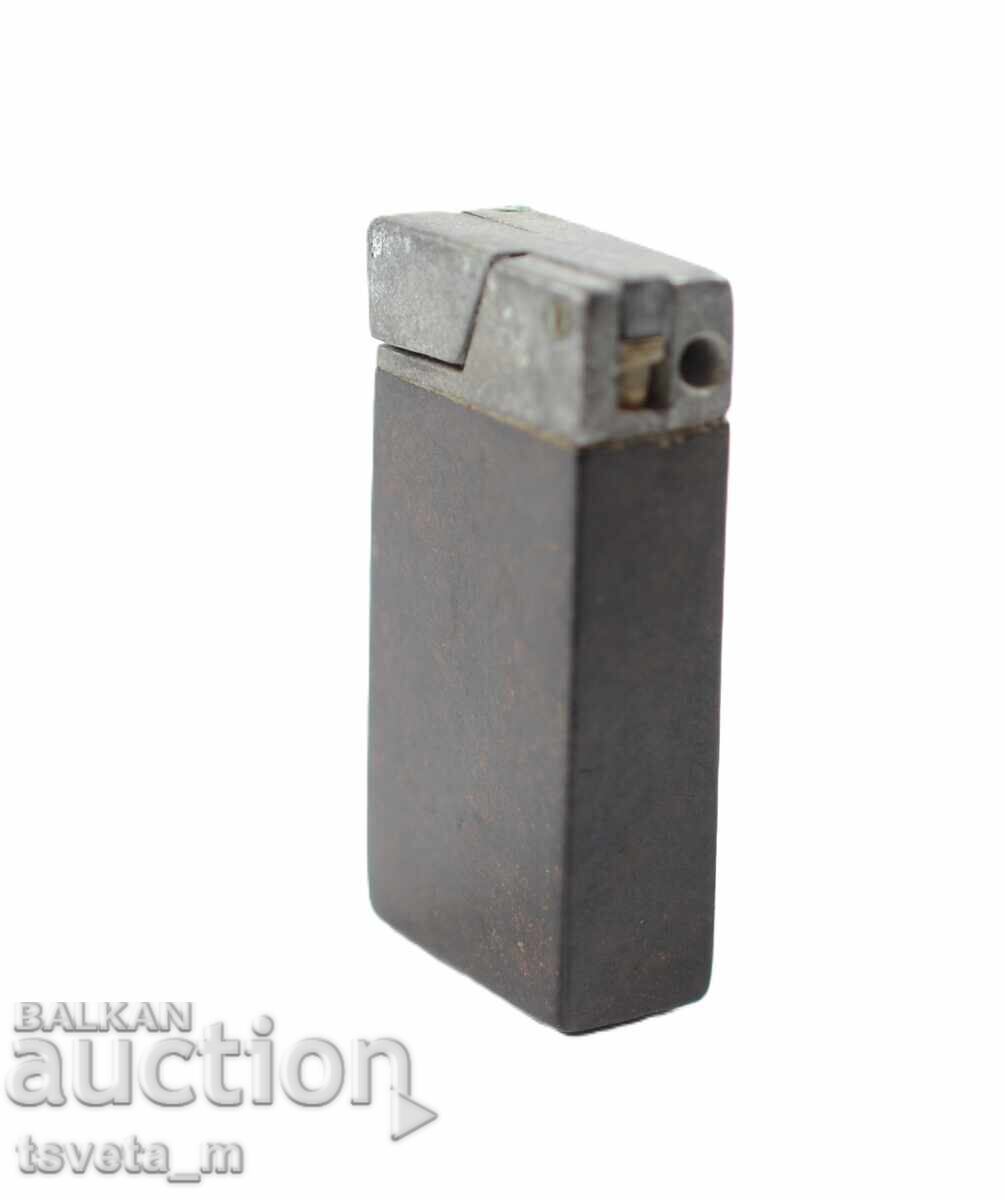 Бензинова запалка  WW II алуминий и бакелит - 5