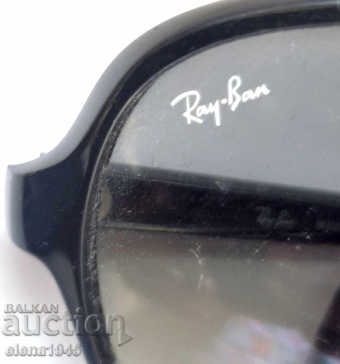 Γυαλιά ηλίου, μοντέλο Ray-Ban με τιμή € 50.00 | 97.79 BGN