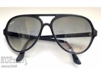 Ochelari de soare, model Ray-Ban