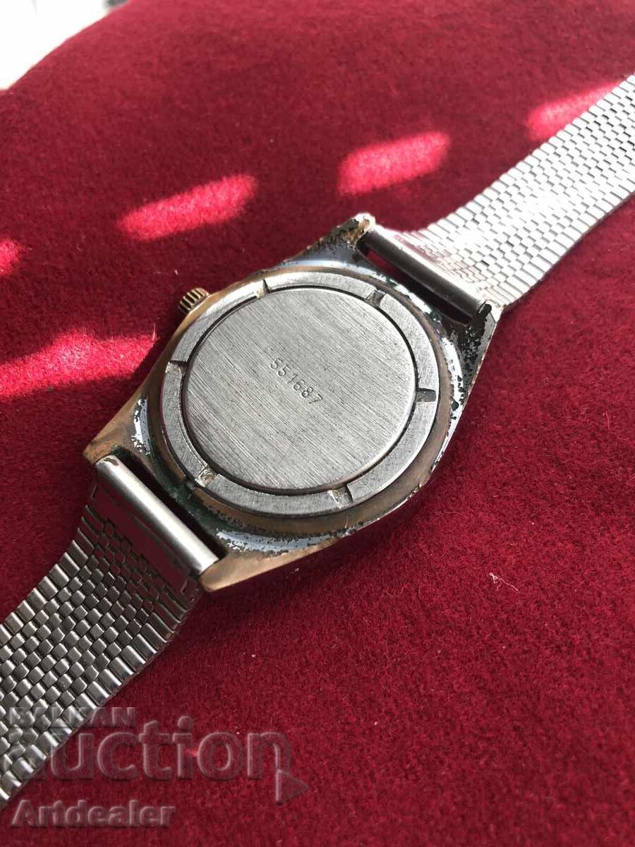 Аукцион Ретро Класика! Работеща Механичен часовник Raketa "Училищна" Аукцион Ретро Класика! Работеща Механичен часовник Raketa "Училищна"