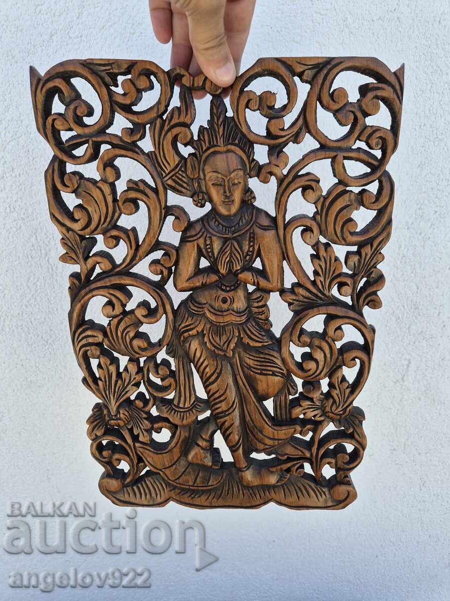 Auction  Beautiful wood carving!!!