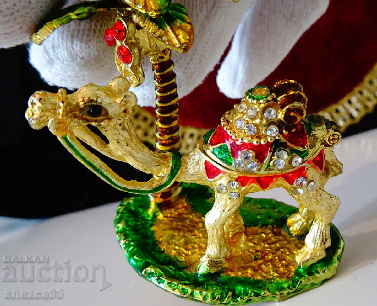 Gold-plated box, camel figurine, palm tree, crystals - 5 Gold-plated box, camel figurine, palm tree, crystals - 5