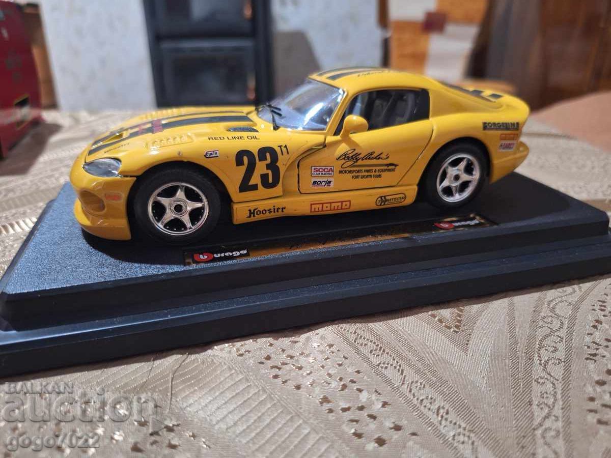 DODGE VIPER BBURAGO ITALIA 1/24 cu preț € 19.99 | 39.10 BGN