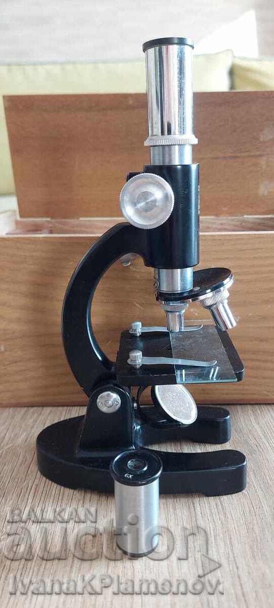 Microscop pentru cunoscători cu preț € 35.00 | 68.45 BGN