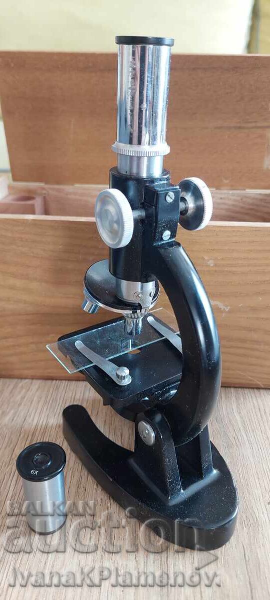 Microscop pentru cunoscători - 5