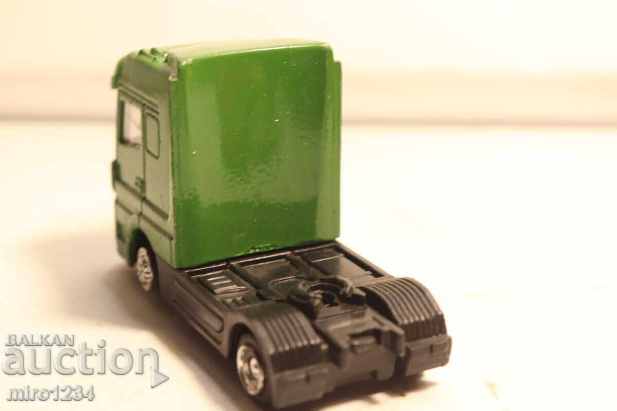 Livrarea H0 1/87 MERCEDES ACTROS CAMION MODEL