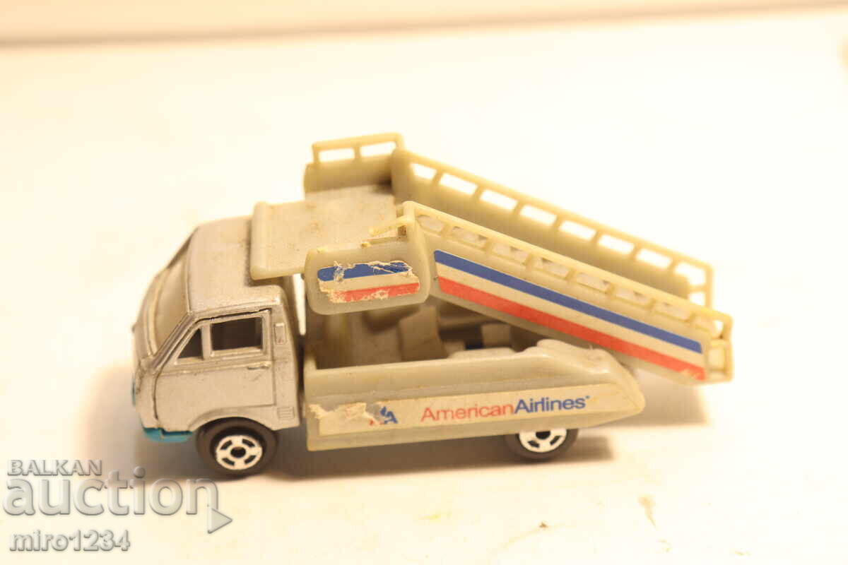 CAMION JUCĂRIE MODEL WELLY cu preț € 0.01 | 0.02 BGN CAMION JUCĂRIE MODEL WELLY cu preț € 0.01 | 0.02 BGN