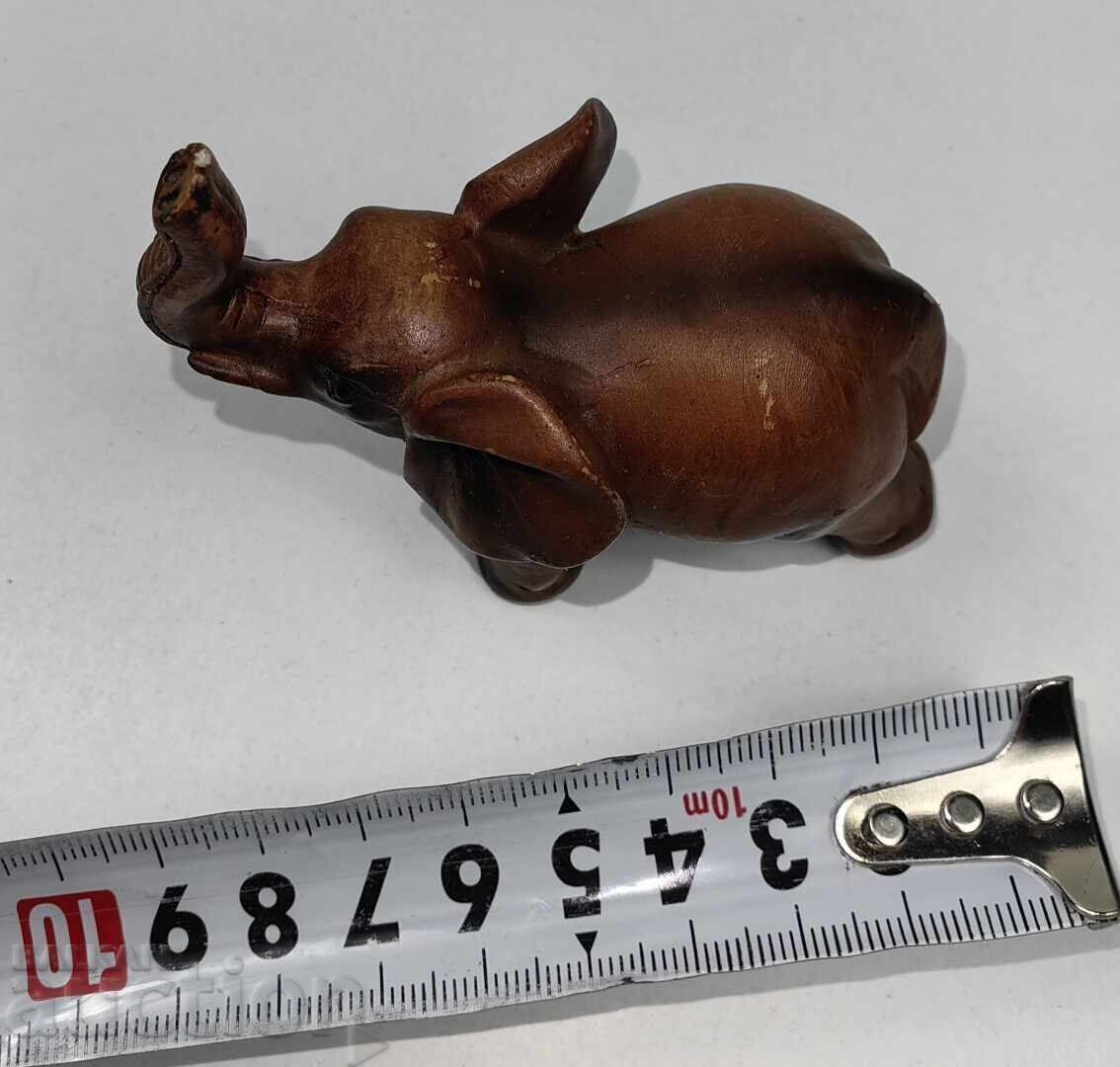 Delivery of SMALL FIGURE FIGURINE STATUETTE ELEPHANT BABY ELEPHANT