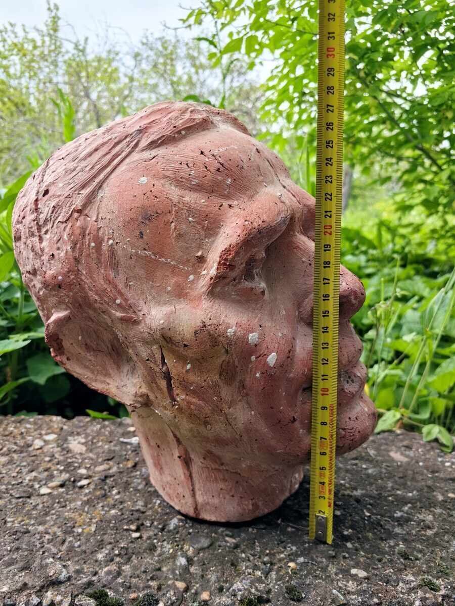 Licitație SCULPTURĂ DIN ARGILĂ NICOLAI HAITOV FIGURĂ CAP BUST Licitație SCULPTURĂ DIN ARGILĂ NICOLAI HAITOV FIGURĂ CAP BUST
