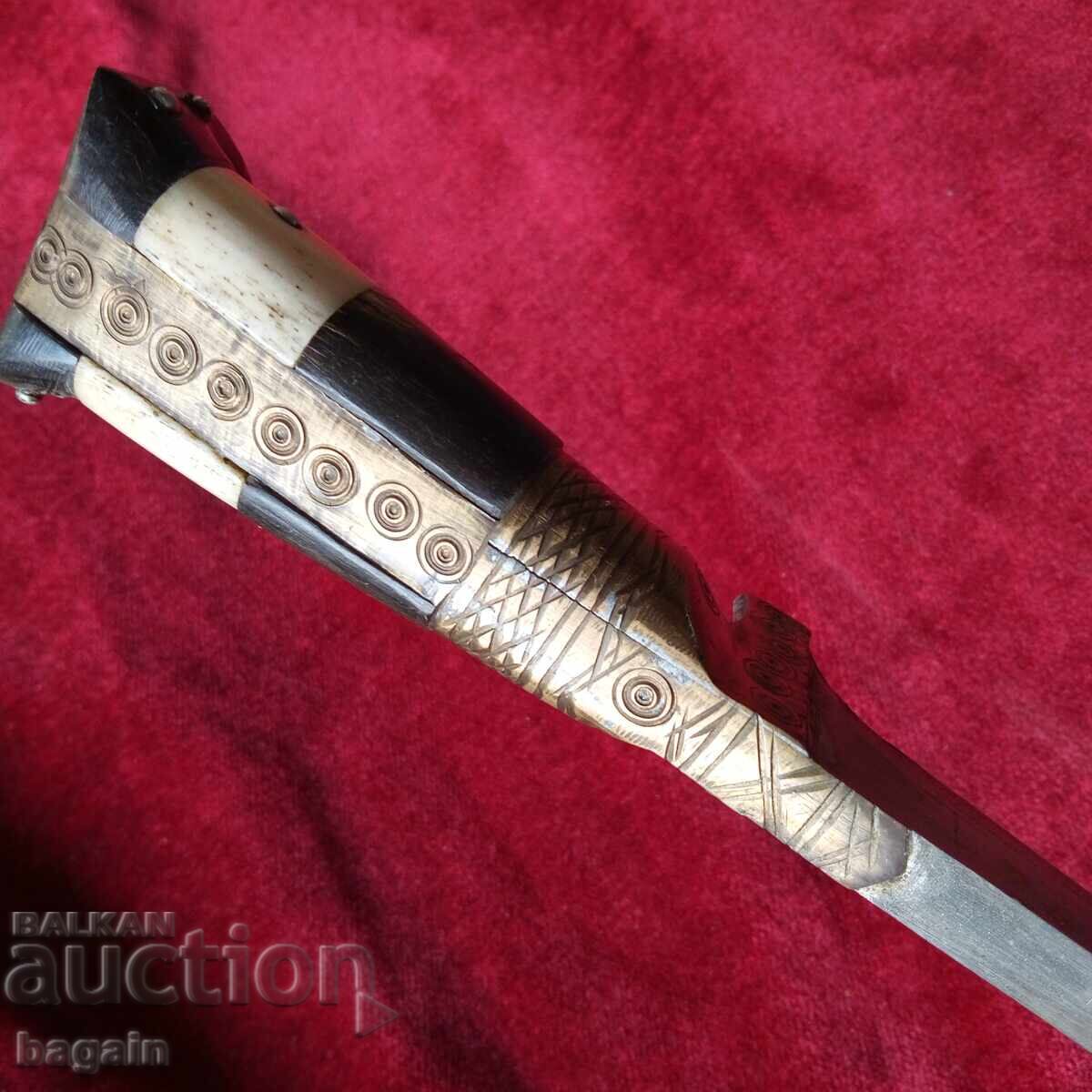 Auction  Chora, karud, kama, yatagan