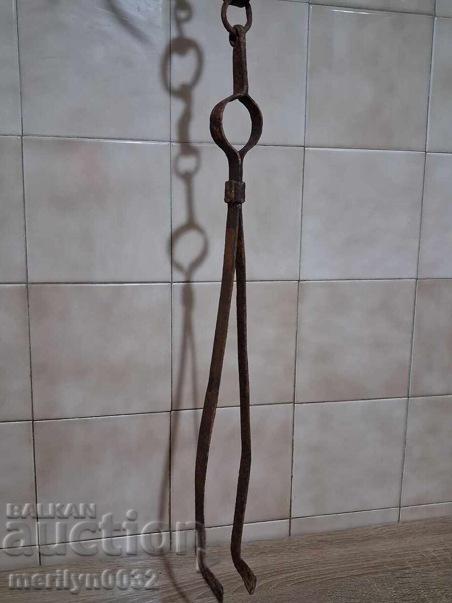 Δημοπρασία Παλιό ντιλάφι, λαβίδα, σφυρήλατο σίδερο για φούρνο