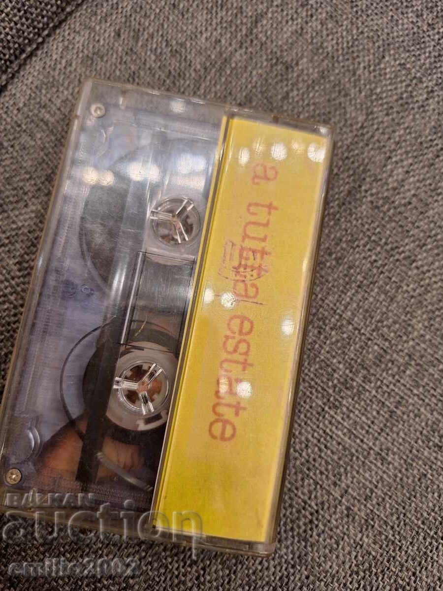 Auction  Audio cassette - A futta estate