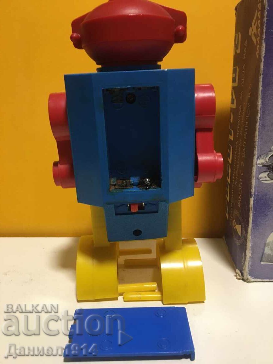 Licitație Robot vechi de jucărie
