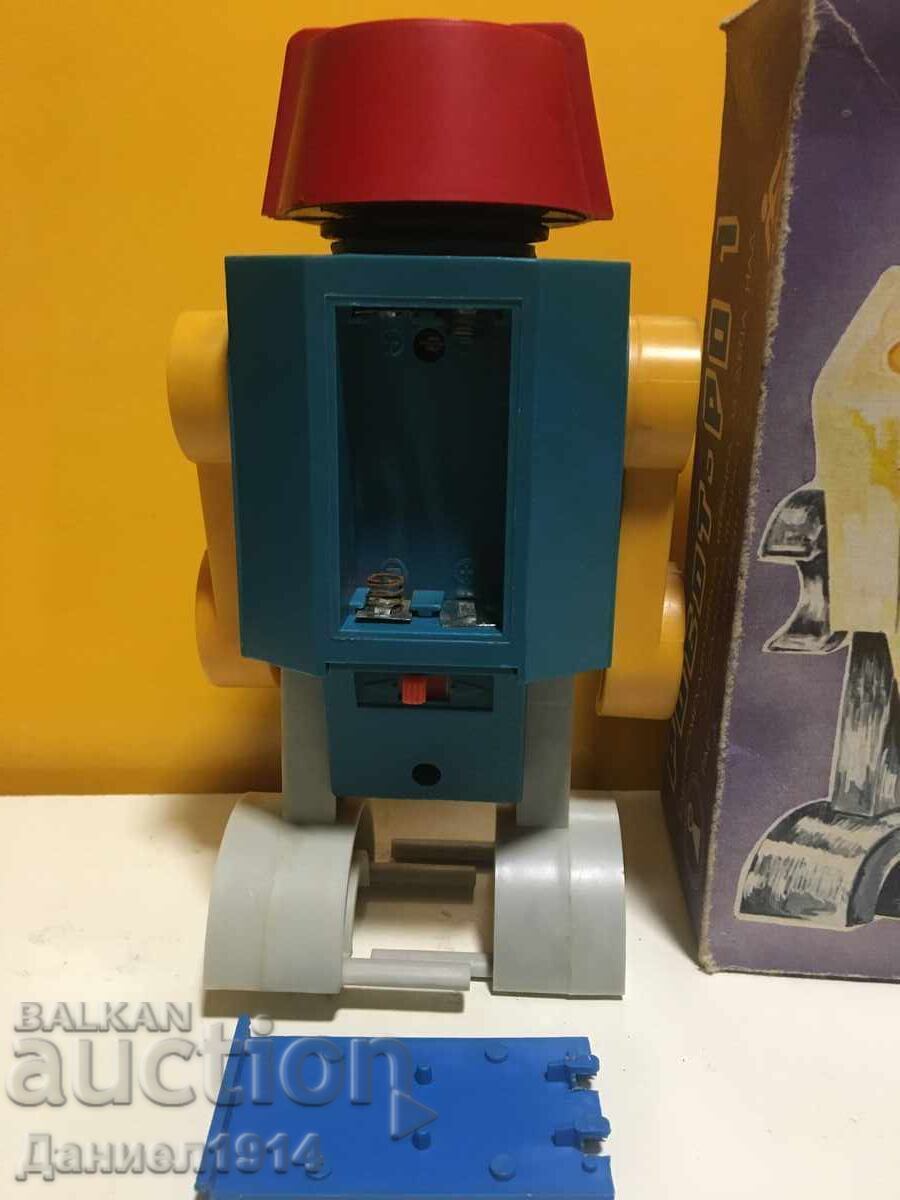 Licitație Robot vechi de jucărie