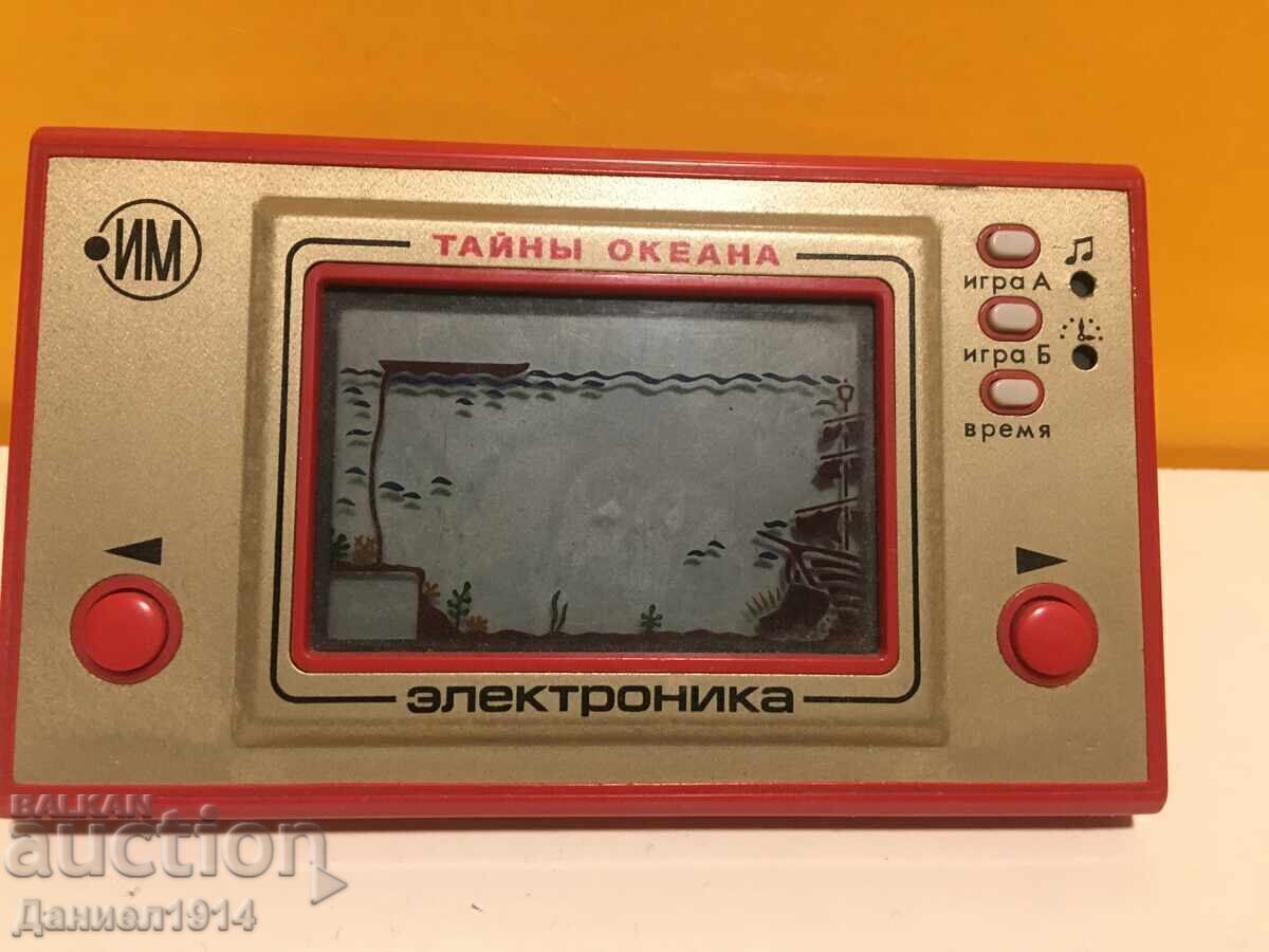 Joc electronic rusesc vechi cu preț € 40.00 | 78.23 BGN