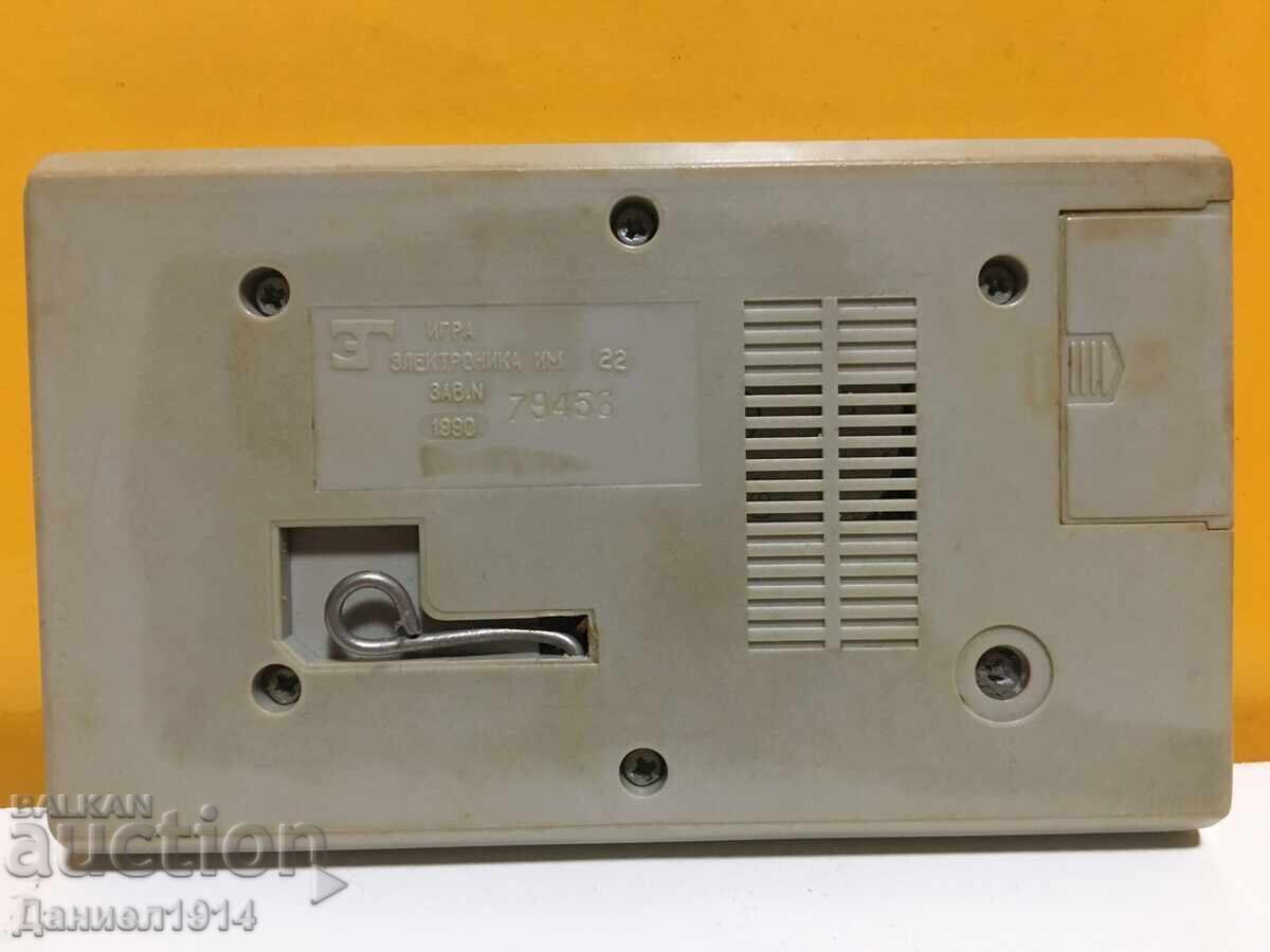 Joc electronic rusesc vechi cu preț € 55.00 | 107.57 BGN Joc electronic rusesc vechi cu preț € 55.00 | 107.57 BGN