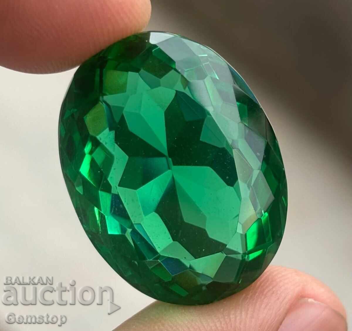 Fără preț de rezervă! Set de 7.00 ct. smarald natural oval, certificat IGL, de la 1 RON!