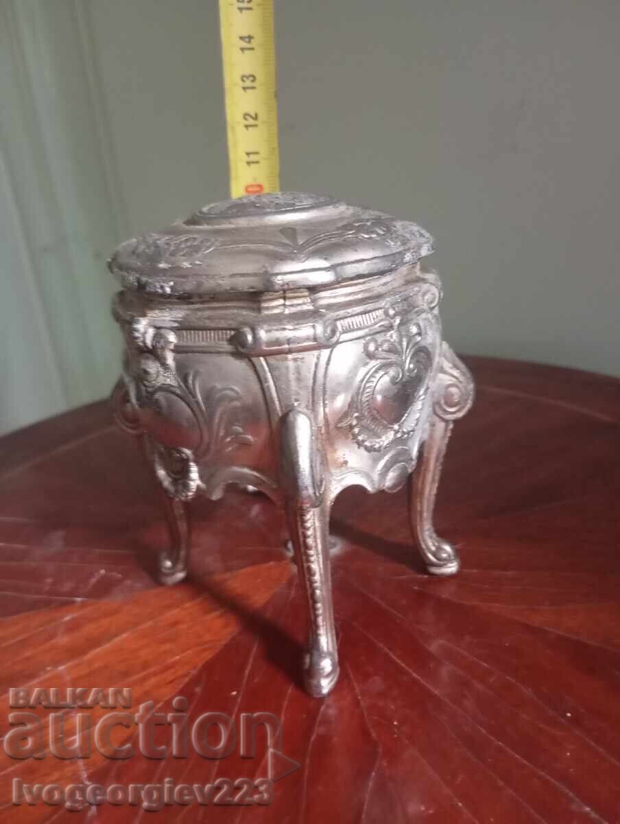 Antique French silver-plated jewelry box with price € 35.00 | 68.45 BGN