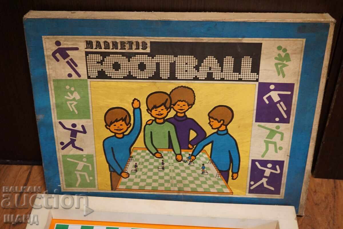 Joc de masă vechi fotbal magnetic cu jucători și cutie cu preț € 10.35 | 20.24 BGN