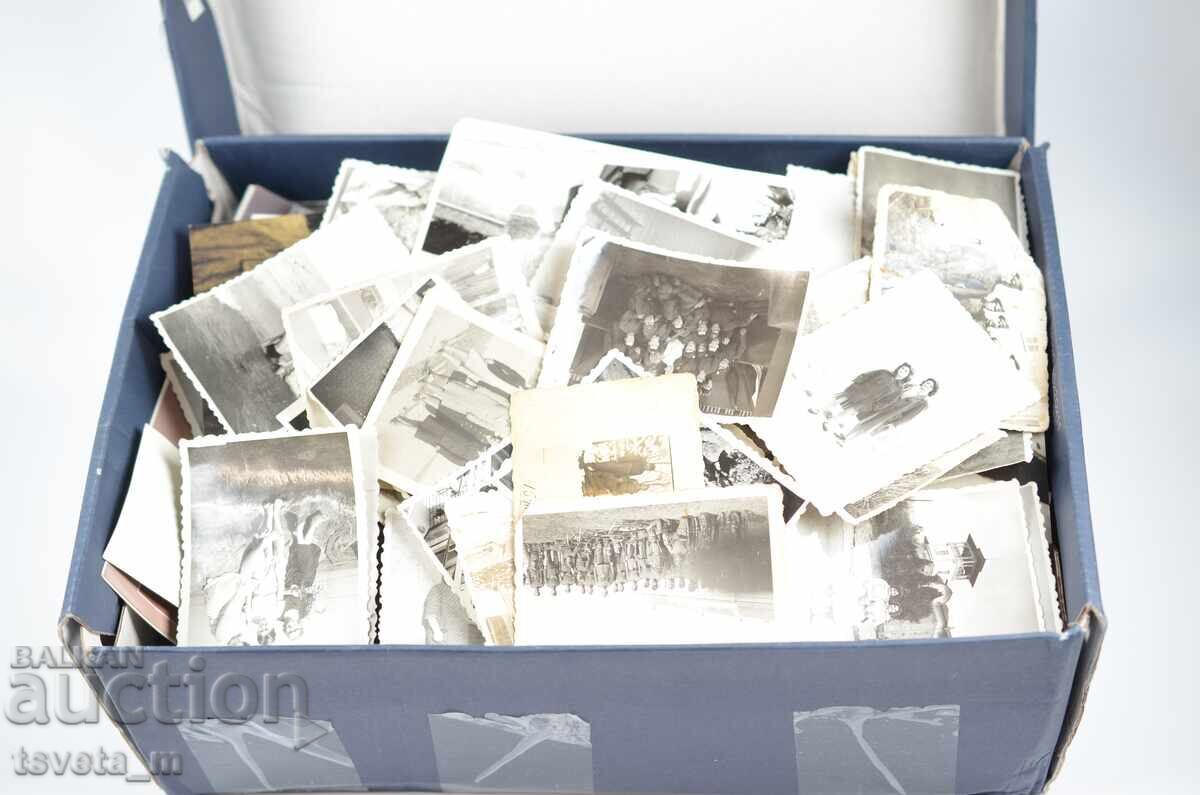 Old photos full box 30 x 20 x 11 cm with price € 15.00 | 29.34 BGN