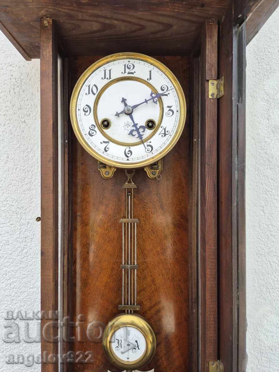 Auction JUNGHANS German Wall Clock WORKING Auction JUNGHANS German Wall Clock WORKING