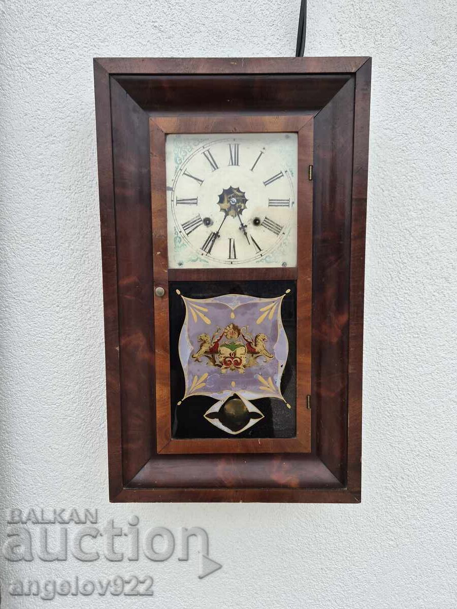 Американски стенен часовник Waterbury Clock Co.