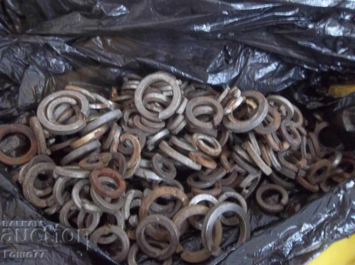Fasteners with price € 20.00 | 39.12 BGN