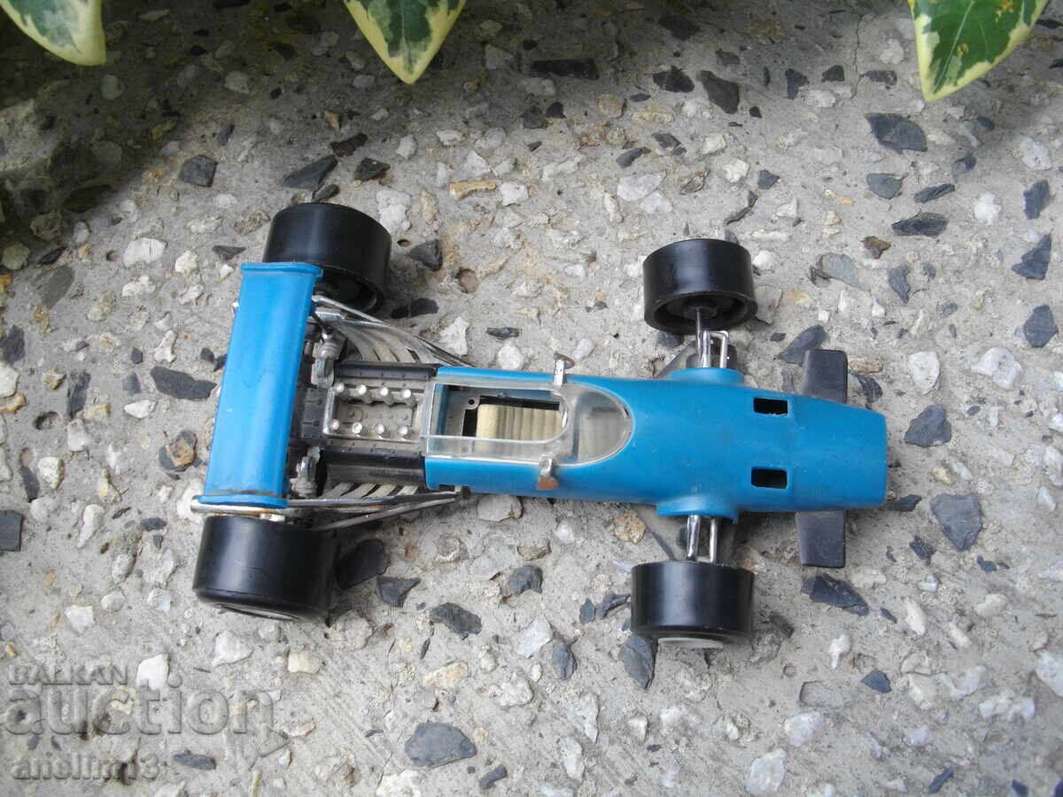 MAȘINUȚĂ DE COLECȚIE BRABHAM F.1 cu preț € 55.00 | 107.57 BGN