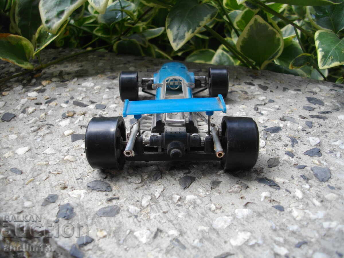 Livrarea MAȘINUȚĂ DE COLECȚIE BRABHAM F.1