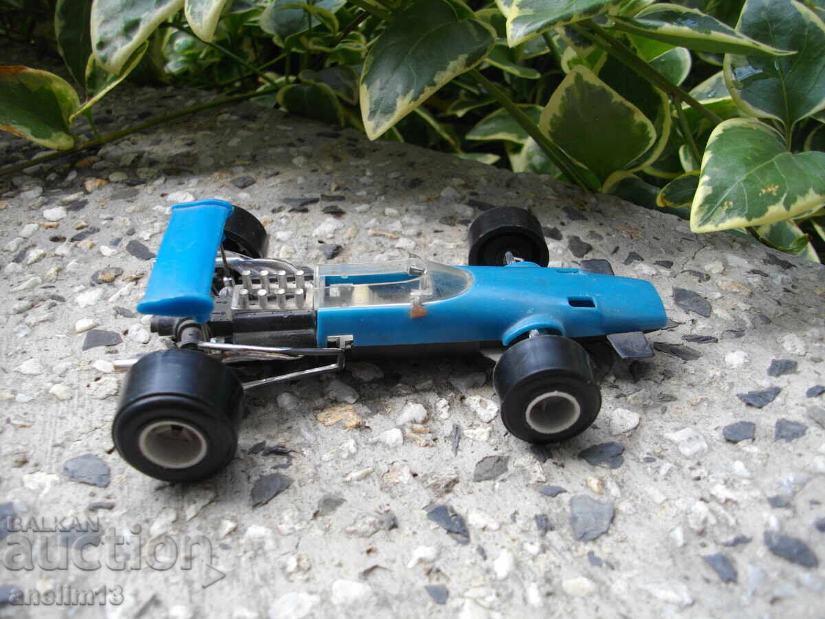 MAȘINUȚĂ DE COLECȚIE BRABHAM F.1 - 5