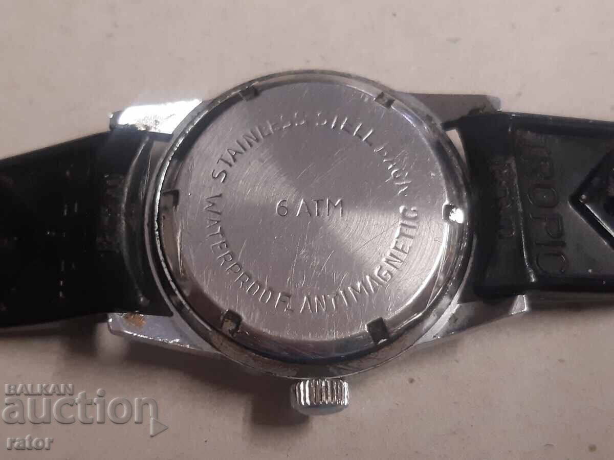 Delivery of KIENZLE wristwatch with a Swiss strap