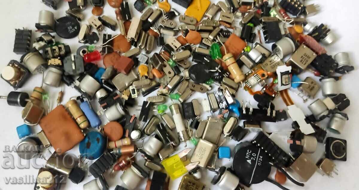 Υπολειμματα ηλεκτρονικων με τιμή € 2.00 | 3.91 BGN
