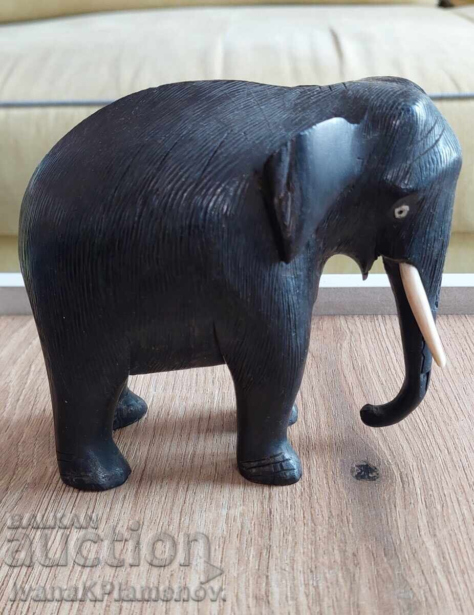 Sculpturi în lemn masiv, patru piese pentru cunoscători - 5